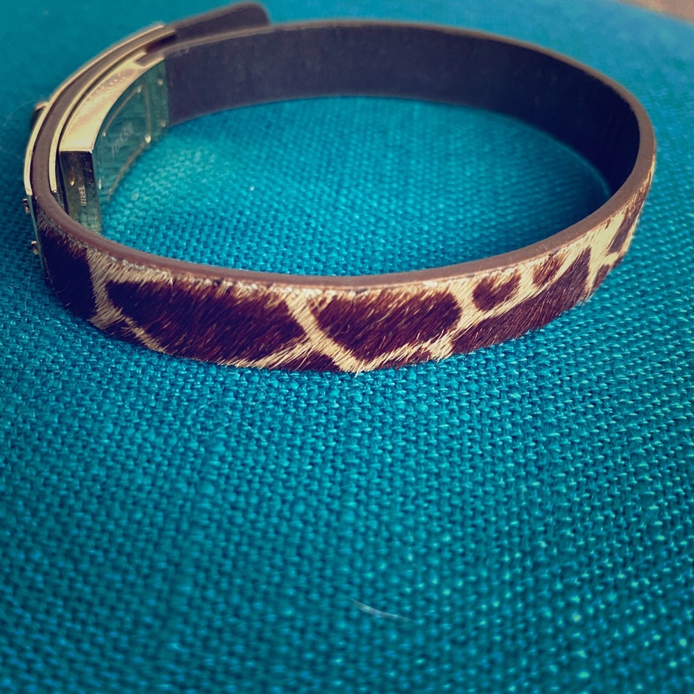 Giraffe bracelet